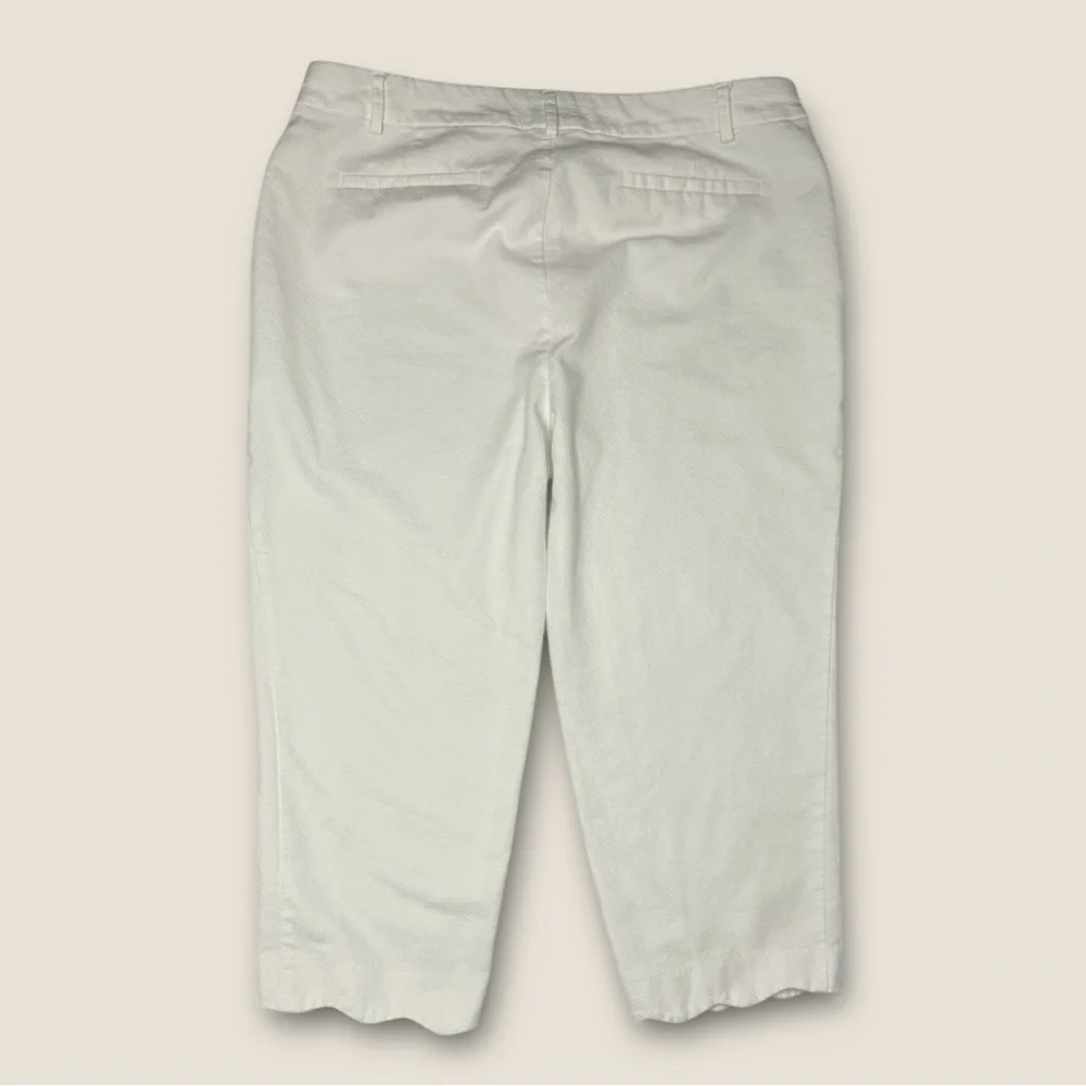 Charter Club White Cropped Scalloped hem‎ Pants Size 14
